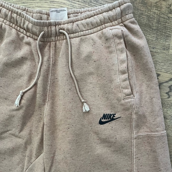Nike club fleece shorts speckled tan size S - Picture 6 of 8